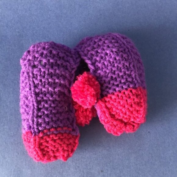 NWT Vintage Handmade Knitted Pink & Purple Children’s Slipper Booties - Picture 3 of 3